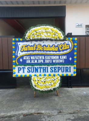 Papan Bunga Duka di Bandar Laksamana